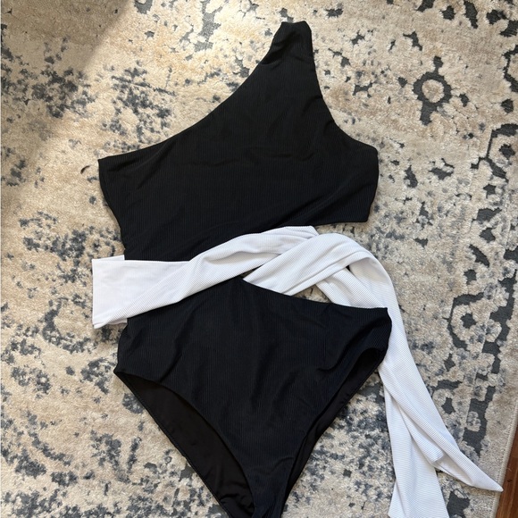 Beach Riot | Swim | Beach Riot Oneshoulder Black White Ribbed Onepiece ...